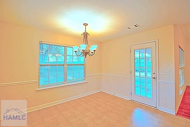 Building Photo - 229 Augusta Way