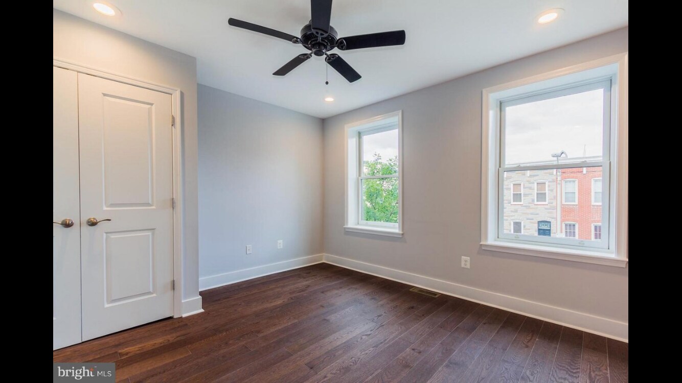 Building Photo - 9 E Fort Ave