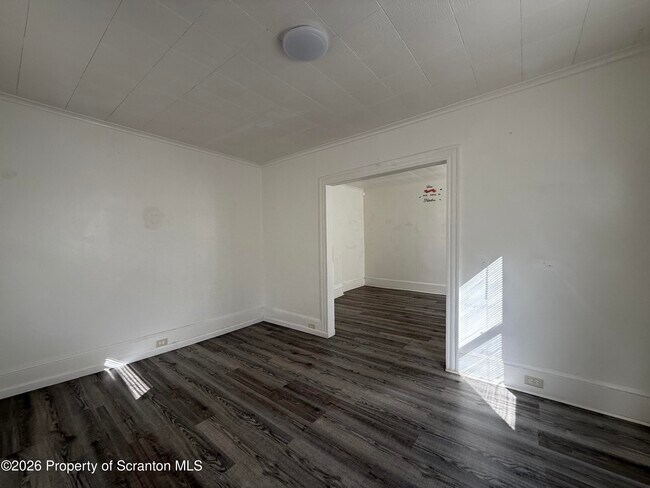 Building Photo - 216-216 14th Ave