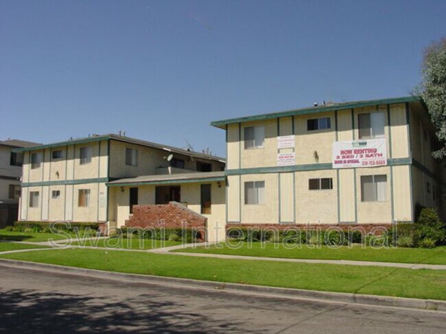 Building Photo - 345 Stepney St