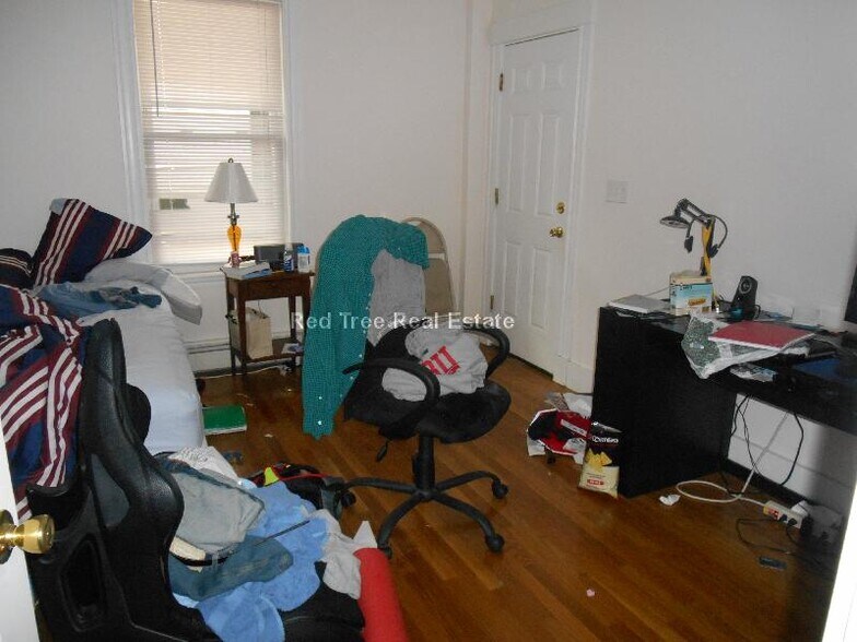 Building Photo - 21 Saint Lukes Rd