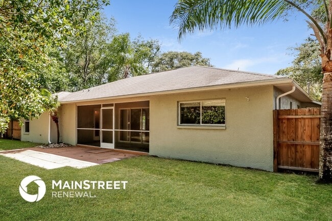 Building Photo - 3173 Parkhill Ave