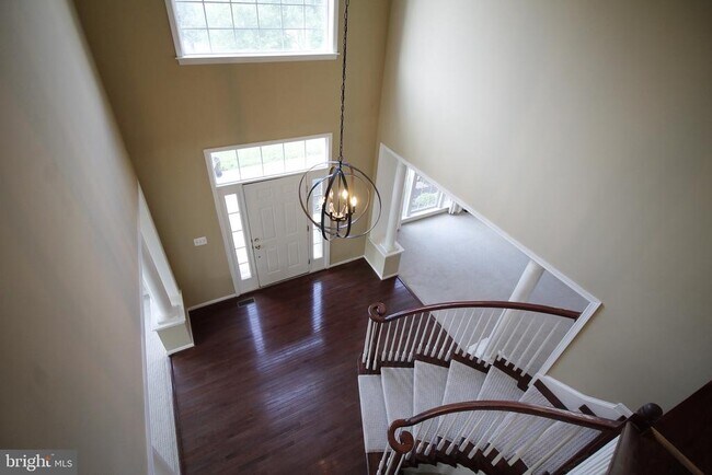 Building Photo - 5569 Jamisons Farm Dr