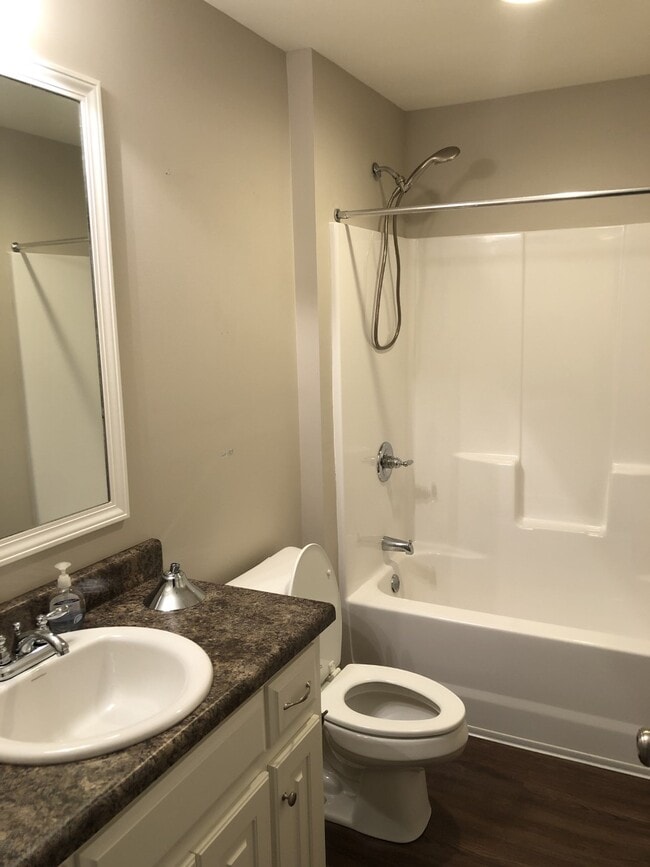 Building Photo - 202 Sprucepine Rd