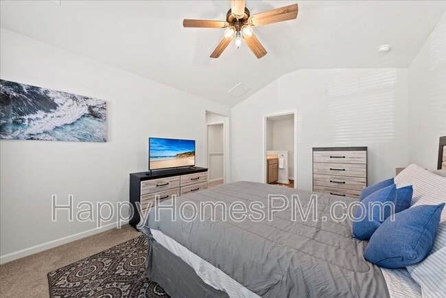 Building Photo - 4698 Palm View Cir