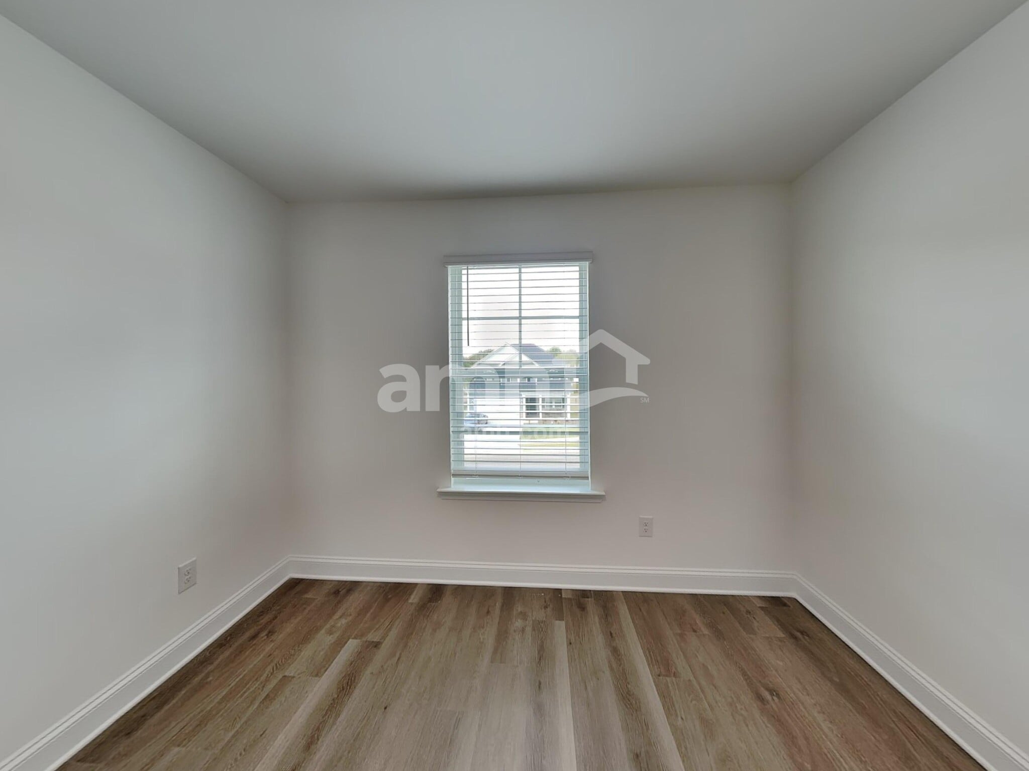 Building Photo - 1135 Livengood Wy