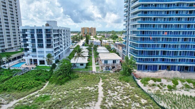 Building Photo - 820 N Ocean Blvd