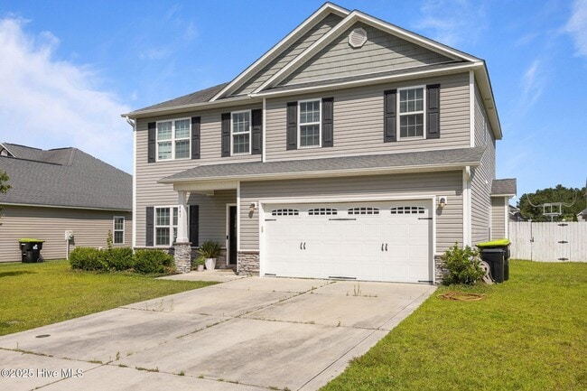Building Photo - 841 Dynasty Dr