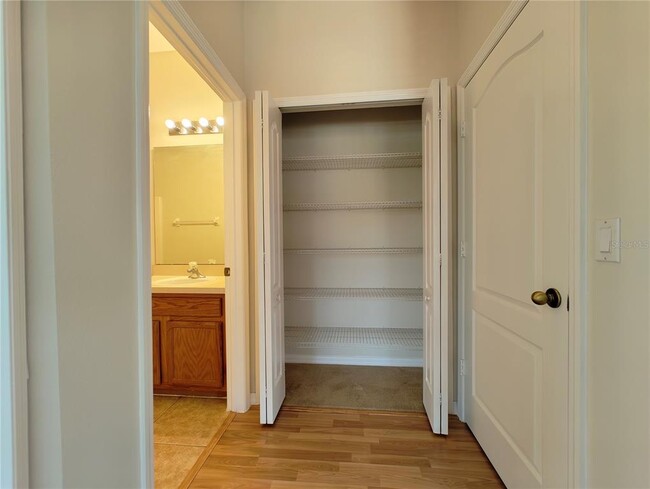 Building Photo - 10844 Derringer Dr
