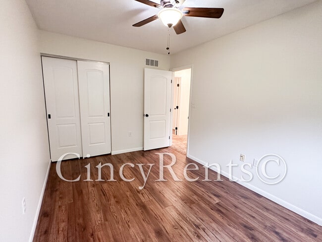 Building Photo - 7436 Wyandot Ln