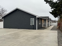 Building Photo - 1618 S 14th St