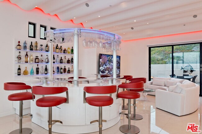 Building Photo - 27082 Malibu Cove Colony Dr