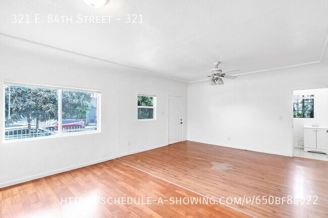 Building Photo - 321 E 84th St