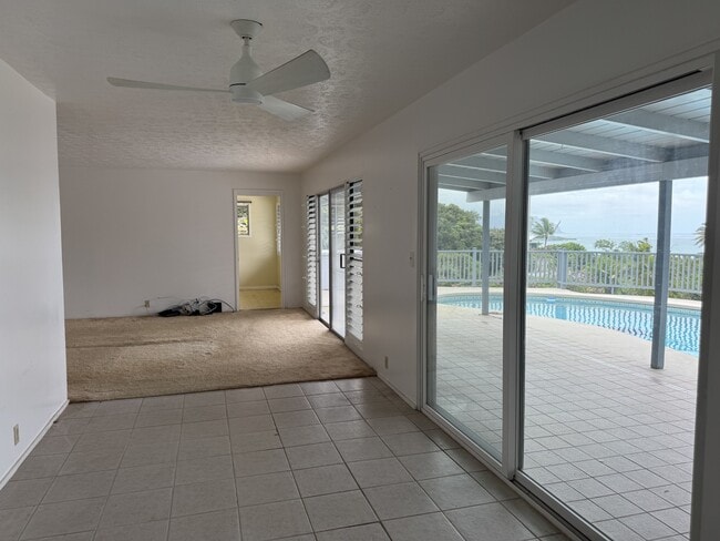 Building Photo - 44-174-174 Nanamoana St