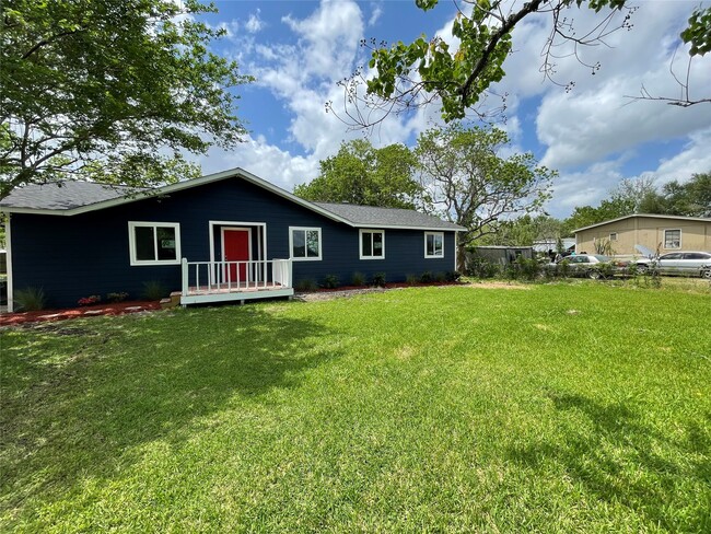 Primary Photo - 2734 Ash Rd