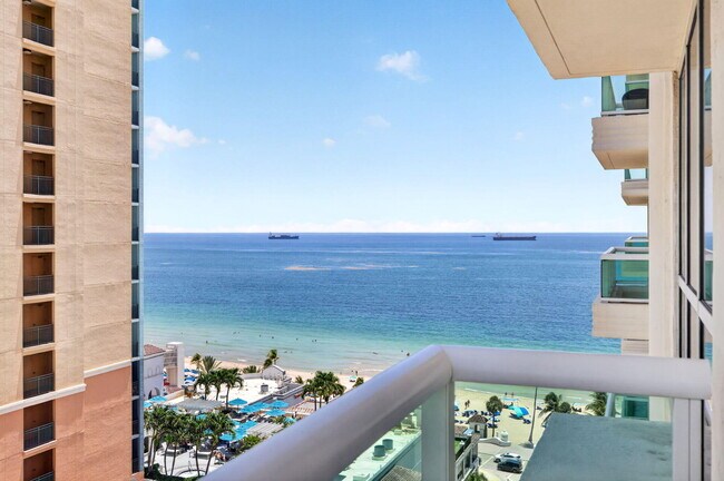Building Photo - 101 S Fort Lauderdale Beach Blvd
