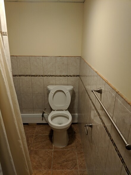 Building Photo - 153 Weigands Ln