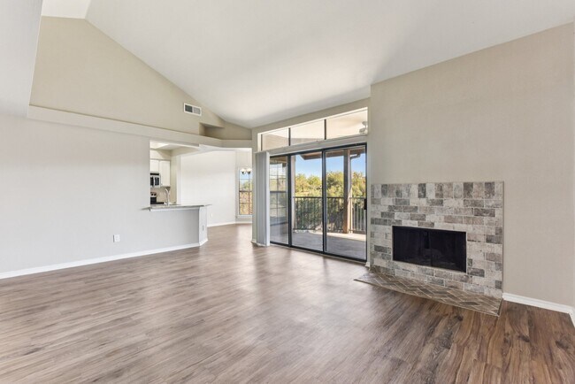 Floorplan - Waters Edge Apartment Homes