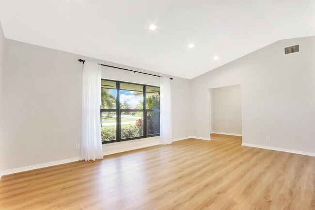 Building Photo - 85 Hickory Hill Rd