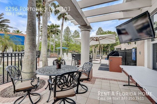 Building Photo - 8296 Portofino Dr