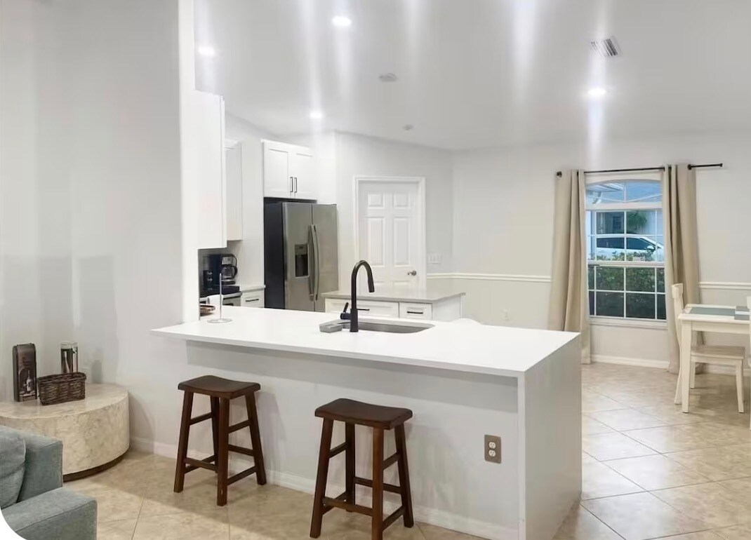 Building Photo - 5019 23rd St E