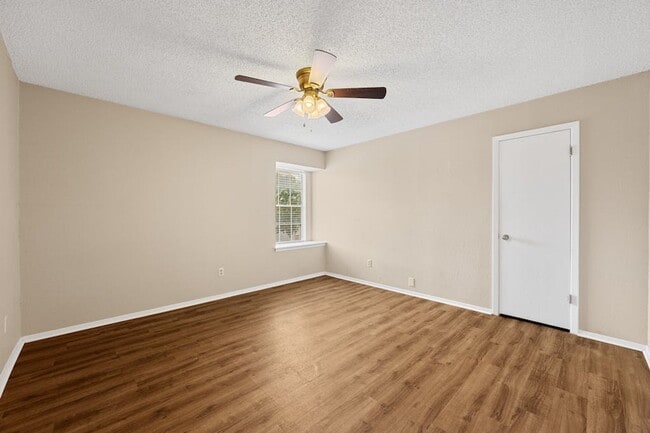 Building Photo - 7602 Woodstone Cove