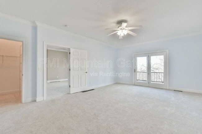 Building Photo - 894 Oak Pointe Dr