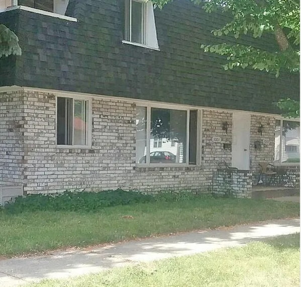 1001/1003 Romayne - 1003 Romayne Ave