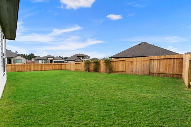 Building Photo - 13305 Big Sky Ct