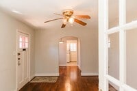 Building Photo - Conveniently located in South Richmond Near Midlothian Turnpike
