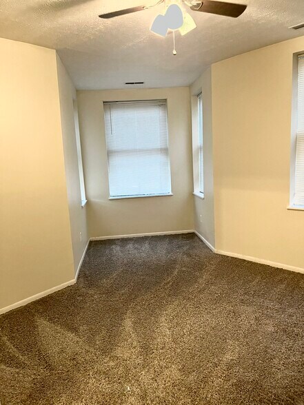 Bedroom - 836 Main St
