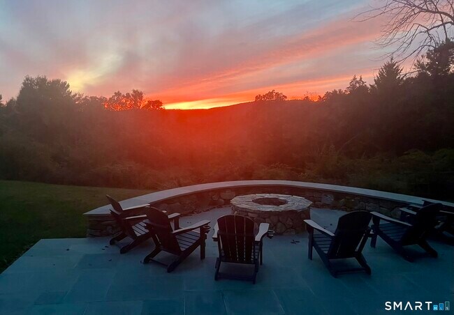 Building Photo - 63 Cemetery Hill Rd