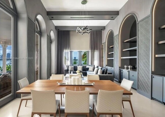 Building Photo - 432 S Hibiscus Dr