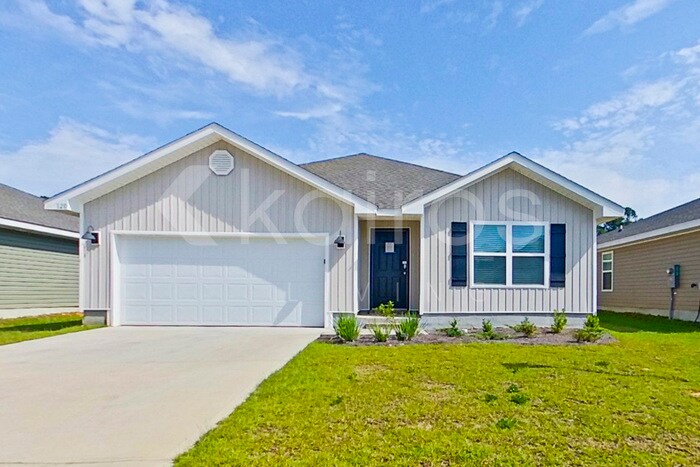 Primary Photo - 120 Swallowtail Ln