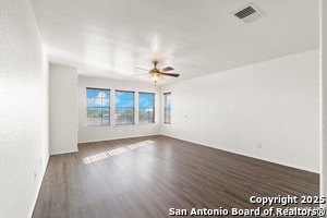 Building Photo - 11101 Baywave