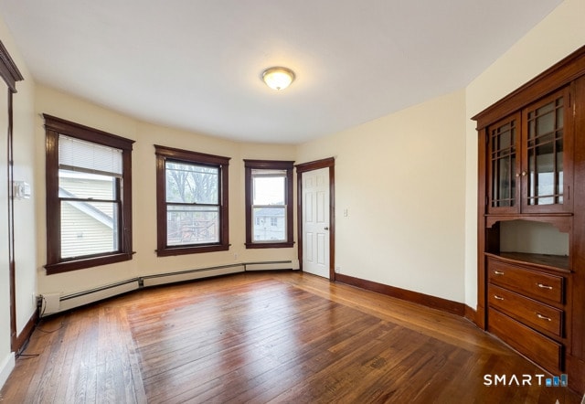 Building Photo - 341 Stanley St