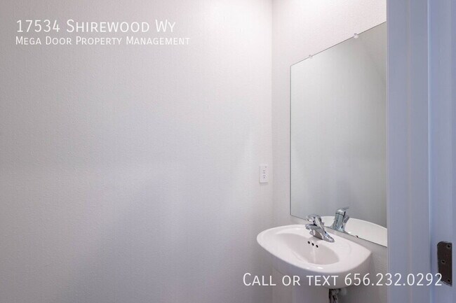 Building Photo - 17534 Shirewood Wy