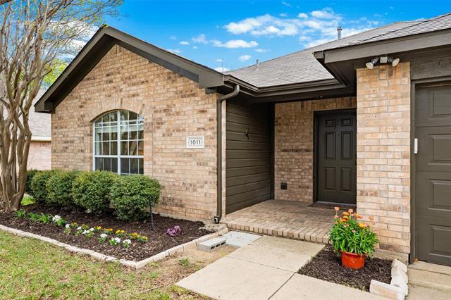 Building Photo - 1011 Ridgecrest Dr