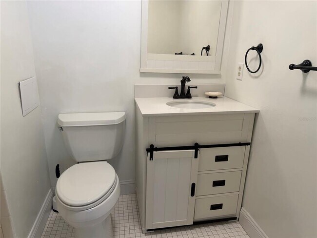 Building Photo - 649 S Tamiami Trl