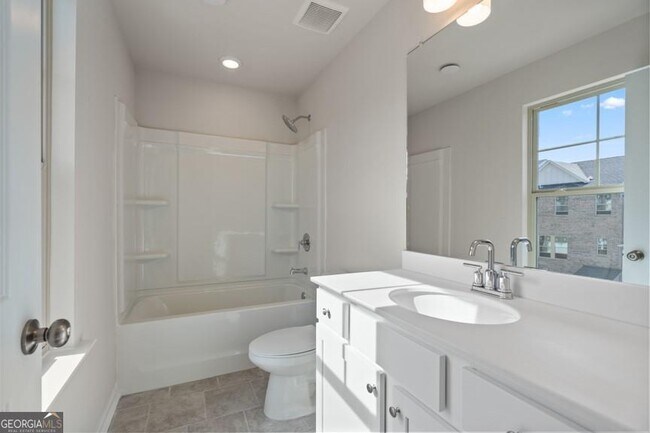 Building Photo - 225 Matson Run