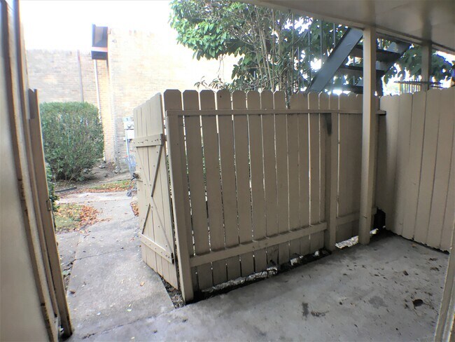 Gated patio - 8201 Richmond Ave