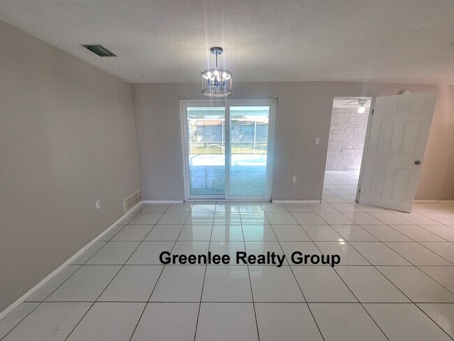 Building Photo - Updated 3 Bedroom/1.5 Bathroom POOL Home i...