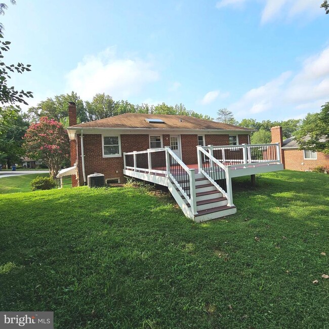 Building Photo - 7204 Camp Alger Ave