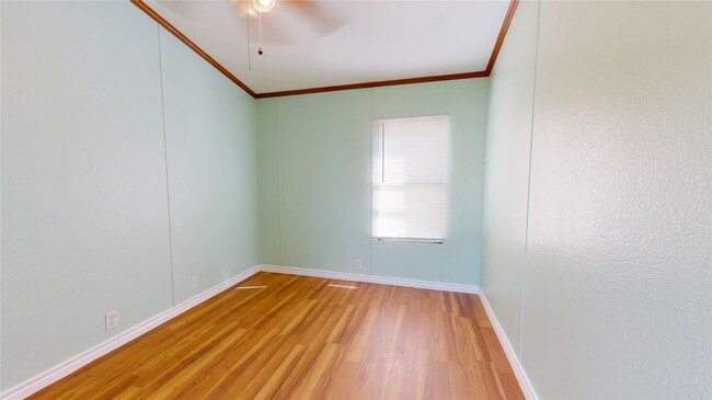 Building Photo - 435 16th St