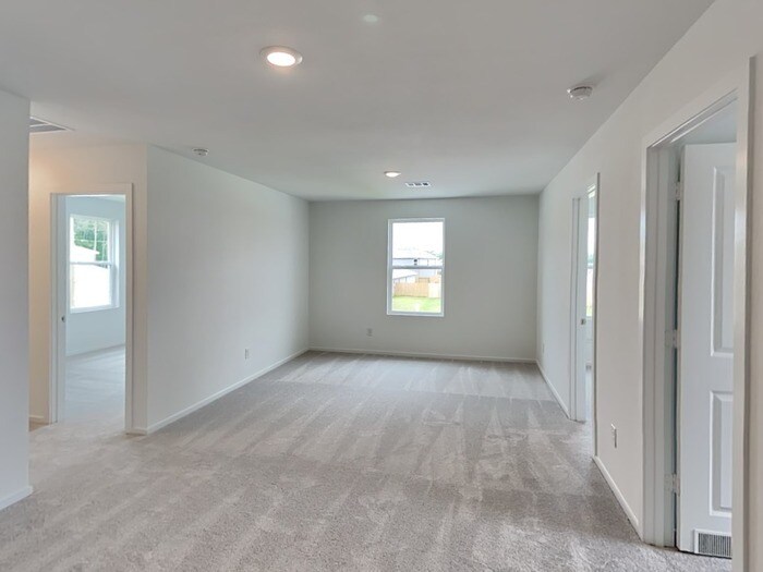 Building Photo - 25687 Roy Rogers Ct