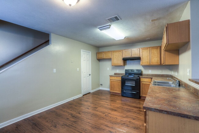 Building Photo - Pine Landing Homes