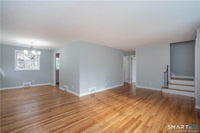 Building Photo - 34 John Smith Dr