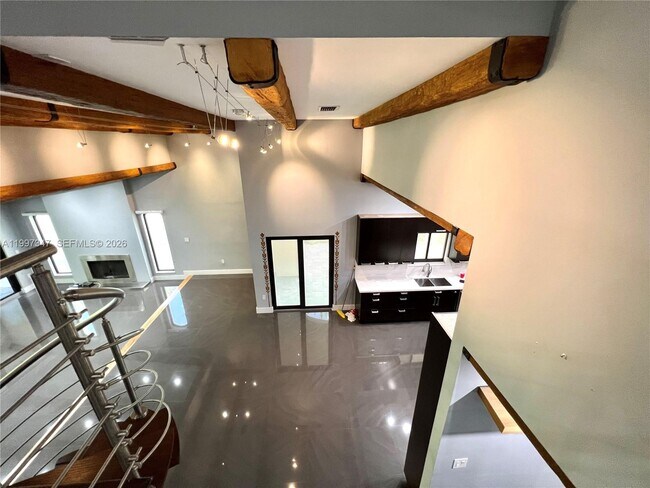 Building Photo - 9331 NW 48th Doral Terrace