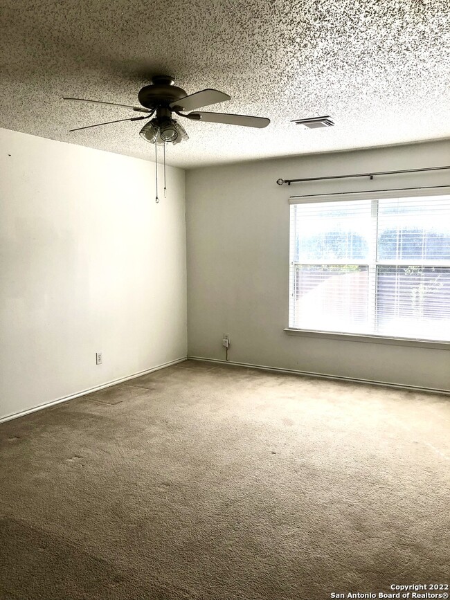 Building Photo - 8514 Coppermine-