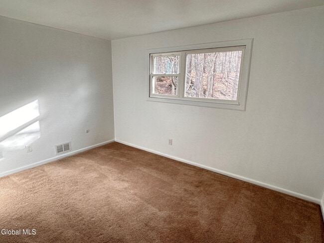 Building Photo - 54 Northern Dr